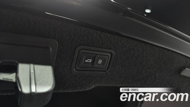 Audi A8 (D5) 50 TDI Quattro LWB 2020 — фото 16