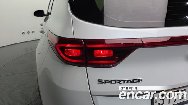 Kia Sportage The Bold Diesel 2.0 2WD Trendy 2021 — фото 29