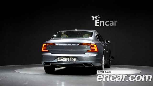 Volvo S90 D4 Inscription 2018 — фото 4