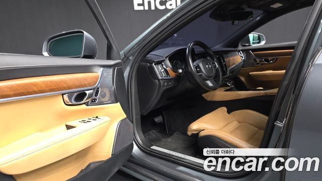 Volvo S90 D4 Inscription 2018 — фото 10