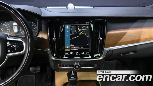 Volvo S90 D4 Inscription 2018 — фото 14