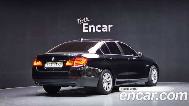 BMW 5 Series (F10) 520d 2011 — фото 2