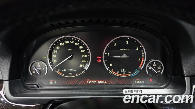 BMW 5 Series (F10) 520d 2011 — фото 8
