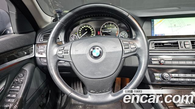 BMW 5 Series (F10) 520d 2011 — фото 12