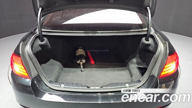 BMW 5 Series (F10) 520d 2011 — фото 15