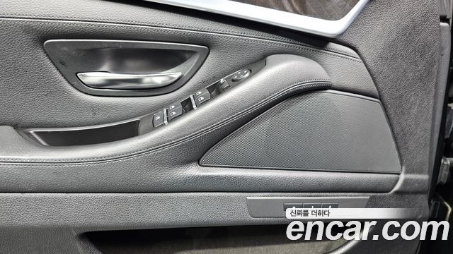 BMW 5 Series (F10) 520d 2011 — фото 16