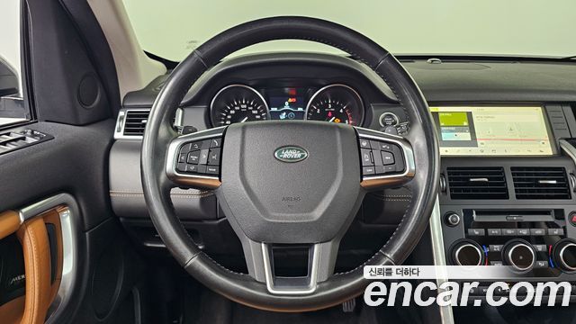 Land Rover Discovery Sport 2.0 TD4 HSE Luxury 2018 — фото 18
