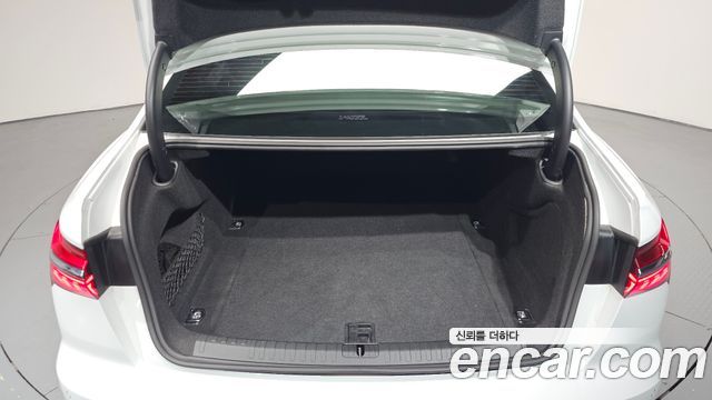 Audi A6 (C8) 45 TDI Quattro Premium 2021 — фото 24