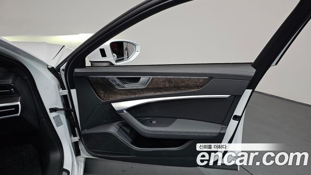 Audi A6 (C8) 45 TDI Quattro Premium 2021 — фото 30