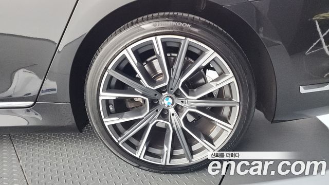BMW 7 Series (G11) 730d xDrive M Sport 2020 — фото 21