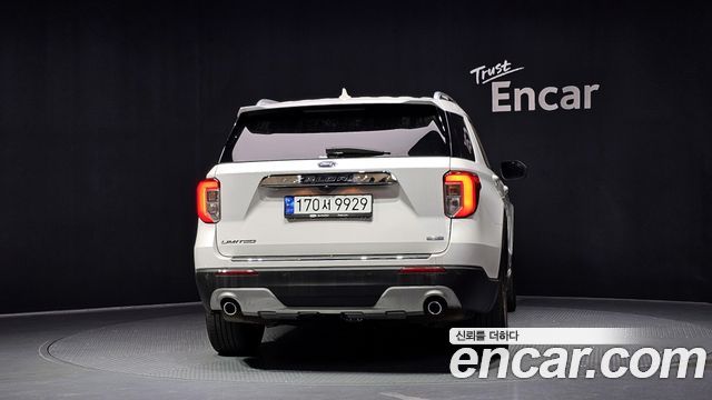 Ford Explorer (VI) 2.3 LimIted 4WD 2020 — фото 4