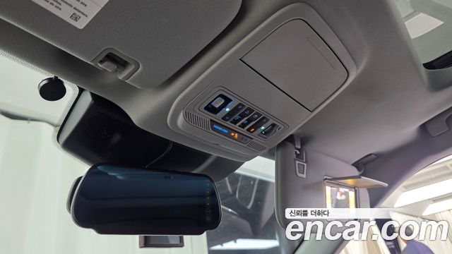 Ford Explorer (VI) 2.3 LimIted 4WD 2020 — фото 17