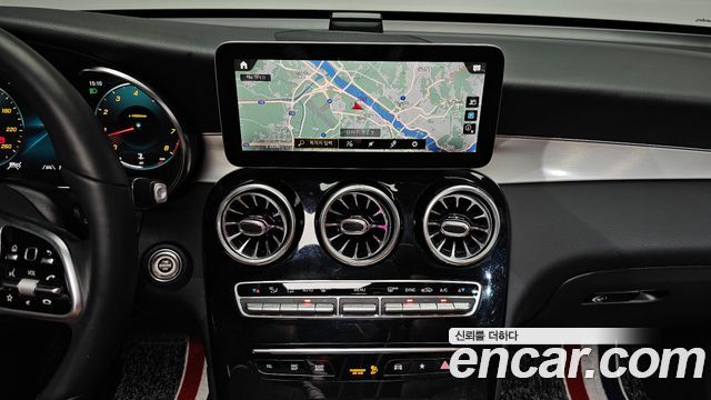 Mercedes-Benz GLC-Class (X253) GLC300 4MATIC Premium 2020 — фото 13