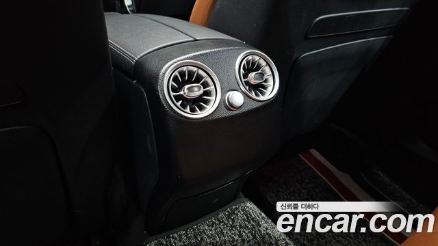 Mercedes-Benz GLC-Class (X253) GLC300 4MATIC Premium 2020 — фото 35