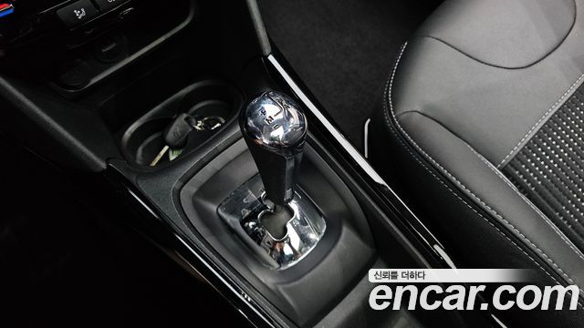 Peugeot 2008 1.6 BlueHDi Allure 2017 — фото 9