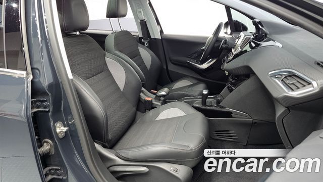 Peugeot 2008 1.6 BlueHDi Allure 2017 — фото 15