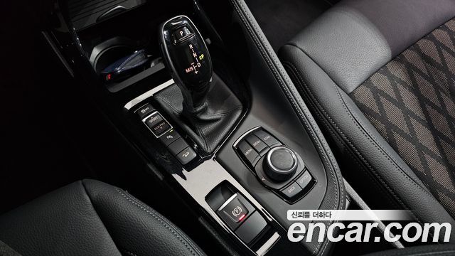 BMW X1 (F48) xDrive 20i xLine 2021 — фото 9