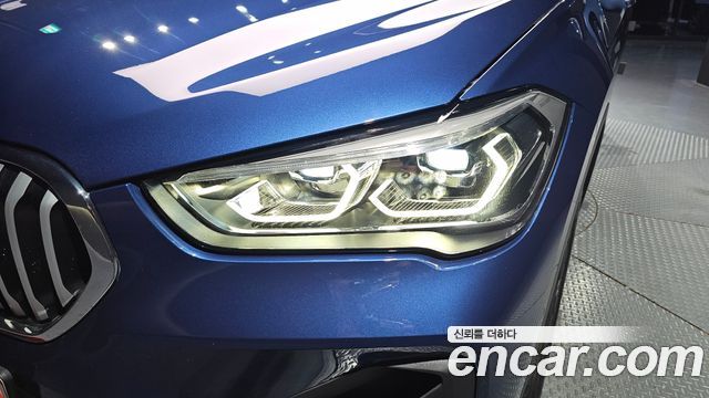 BMW X1 (F48) xDrive 20i xLine 2021 — фото 28