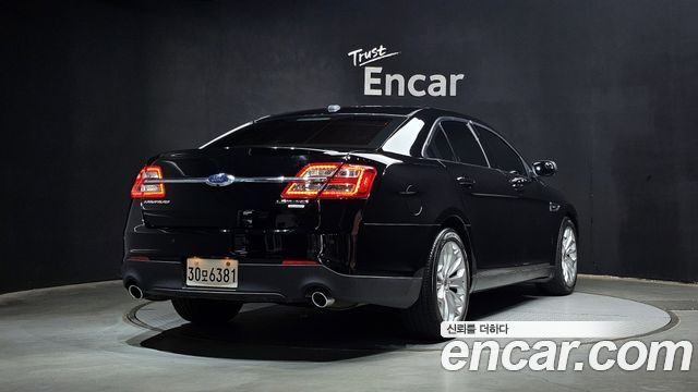 Ford Taurus 2.0 Limited EcoBoost 6th 2016 — фото 2