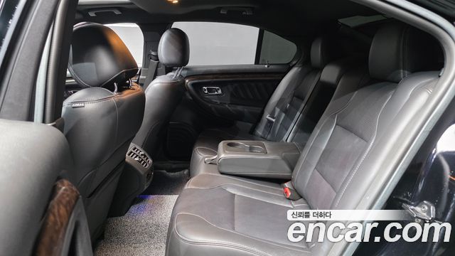 Ford Taurus 2.0 Limited EcoBoost 6th 2016 — фото 12