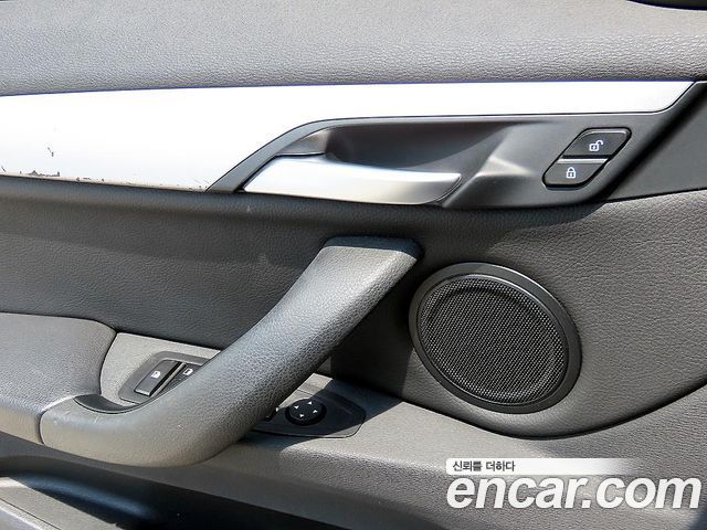 BMW X1 (F48) xDrive 20d Joy 2018 — фото 15
