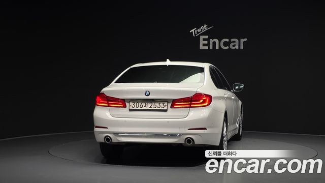 BMW 5 Series (G30) 520d Luxury Plus 2019 — фото 4