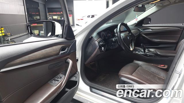 BMW 5 Series (G30) 520d Luxury Plus 2019 — фото 10