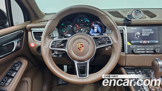 Porsche Macan 3.0 GTS 95B 2018 — фото 13