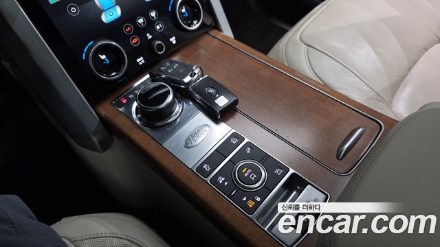 Land Rover Range Rover (IV) 5.0 SC AB LWB 2019 — фото 9