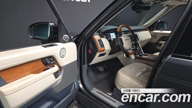 Land Rover Range Rover (IV) 5.0 SC AB LWB 2019 — фото 10