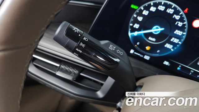 Kia K8 Hybrid Noblesse 2022 — фото 34