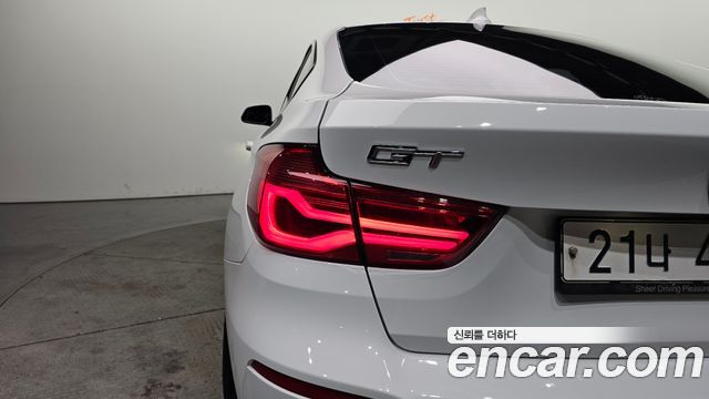 BMW 3 Series GT (F34) GT 320d 2018 — фото 29