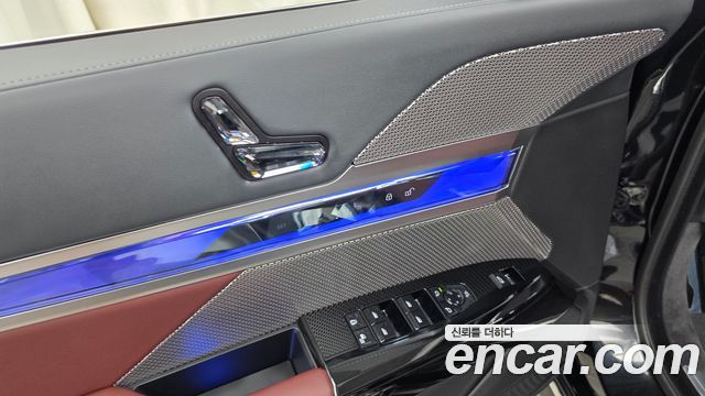 BMW 7 Series (G70) 740d xDrive M Sport 2024 — фото 33