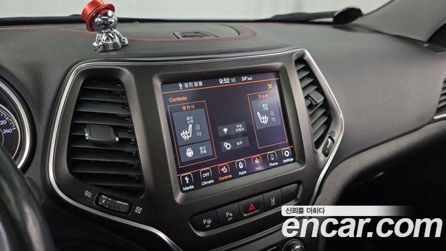 Jeep Cherokee (KL) 3.2 Trailhawk AWD 2020 — фото 16