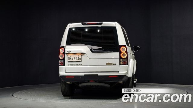 Land Rover Discovery 4 3.0 SDV6 SE 2016 — фото 4