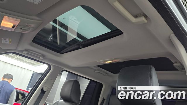 Land Rover Discovery 4 3.0 SDV6 SE 2016 — фото 17