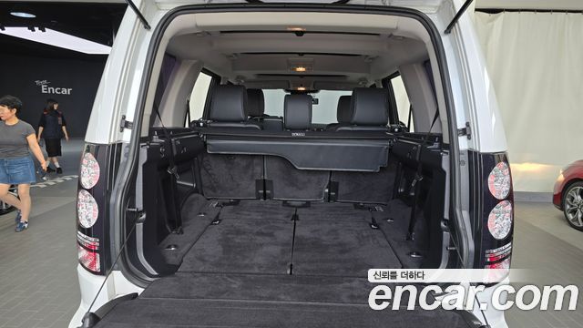 Land Rover Discovery 4 3.0 SDV6 SE 2016 — фото 20