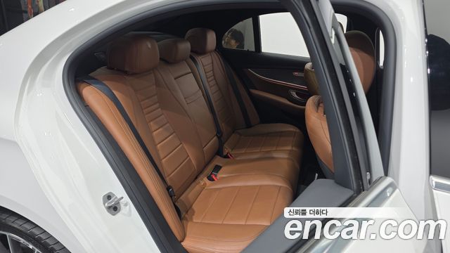 Mercedes-Benz E-Class (W213) E350 4MATIC AMG Line 2021 — фото 13