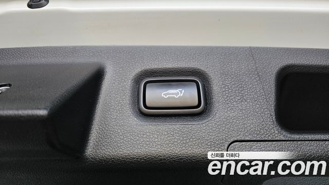 Hyundai Santa Fe Diesel 2.2 4WD Prestige 2021 — фото 27