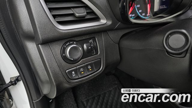 Chevrolet Spark LT 2019 — фото 19