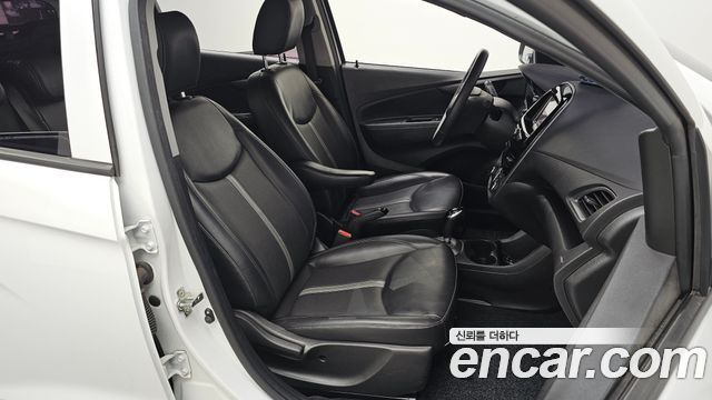Chevrolet Spark LT 2019 — фото 26