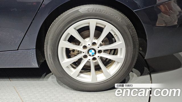BMW 3 Series GT (F34) GT 320d 2020 — фото 21