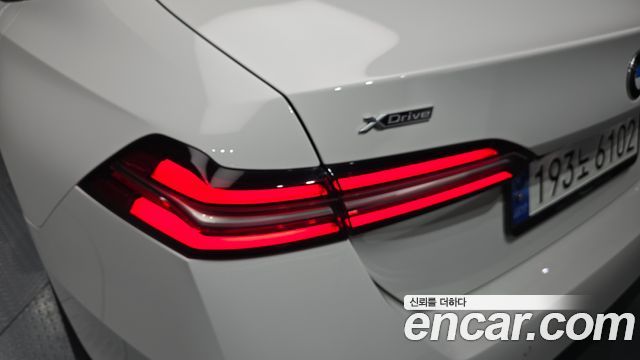 BMW 5 Series (G60) 530i xDrive M Sport 2024 — фото 23