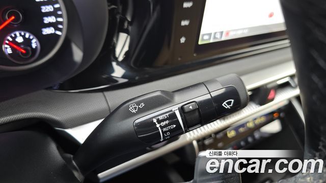 Kia K5 (III) 1.6 Turbo Prestige 2021 — фото 17
