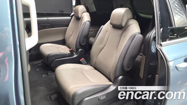 Kia Carnival (IV) HEV 9seater Signature 2024 — фото 12