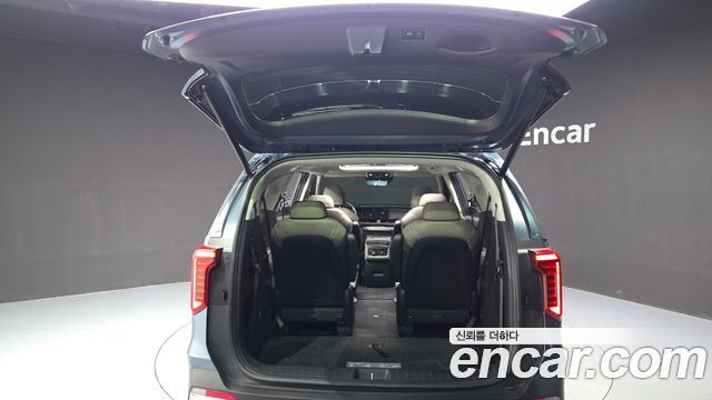 Kia Carnival (IV) HEV 9seater Signature 2024 — фото 17