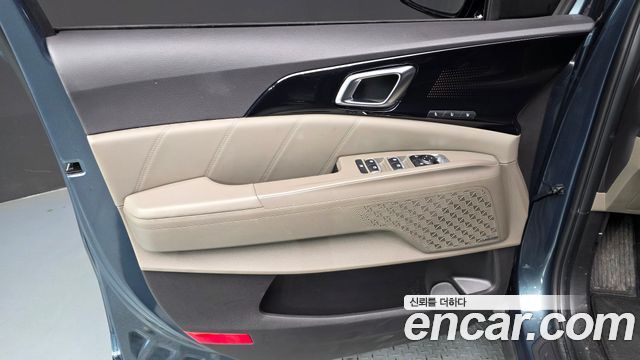 Kia Carnival (IV) HEV 9seater Signature 2024 — фото 25