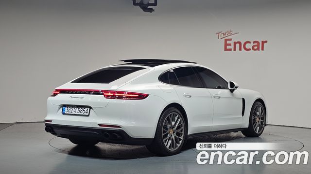 Porsche Panamera (971) 3.0 AWD 2018 — фото 2