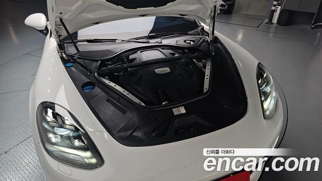 Porsche Panamera (971) 3.0 AWD 2018 — фото 6