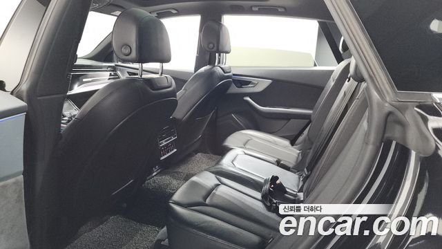 Audi Q8 (4M) 45 TDI Quattro Premium 2021 — фото 11